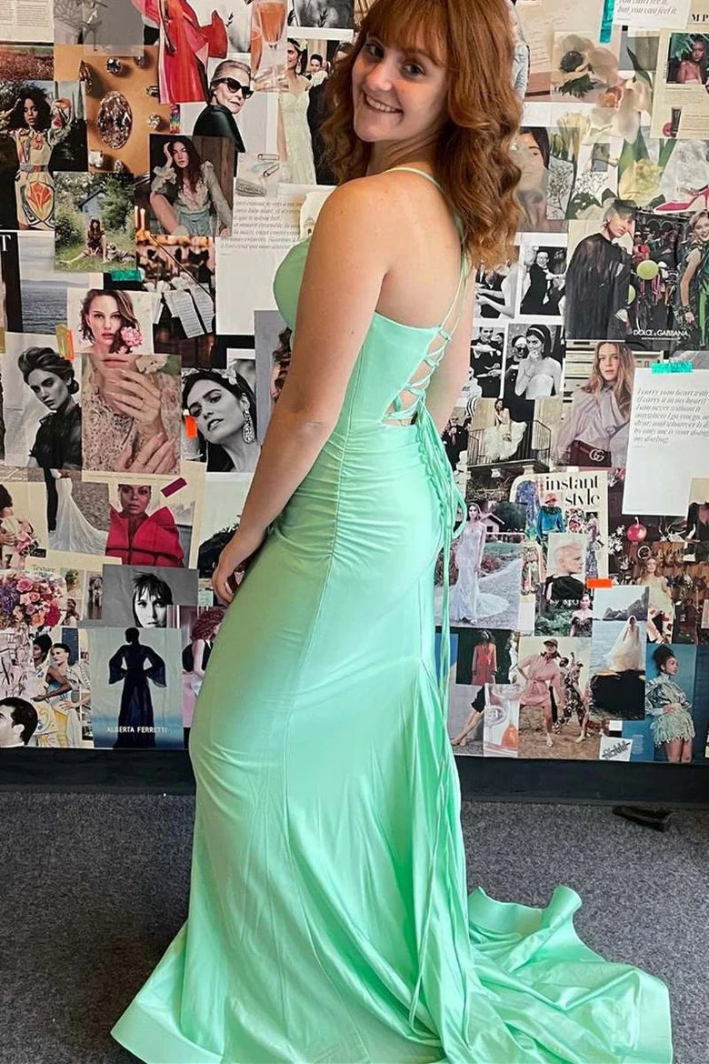 Vestido de fiesta largo de sirena con tirantes finos, espalda descubierta y mangas cortas con cordones